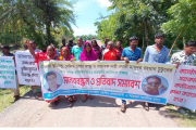 মোংলায় সরকারি খাল বালু ফেলে ভরাট ও দখলের অভিযোগ