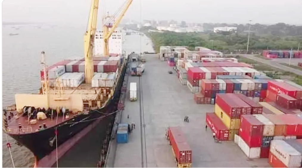 মোংলা বন্দরের উন্নয়ণ সম্প্রসারণে ৯ মেঘা প্রকল্প