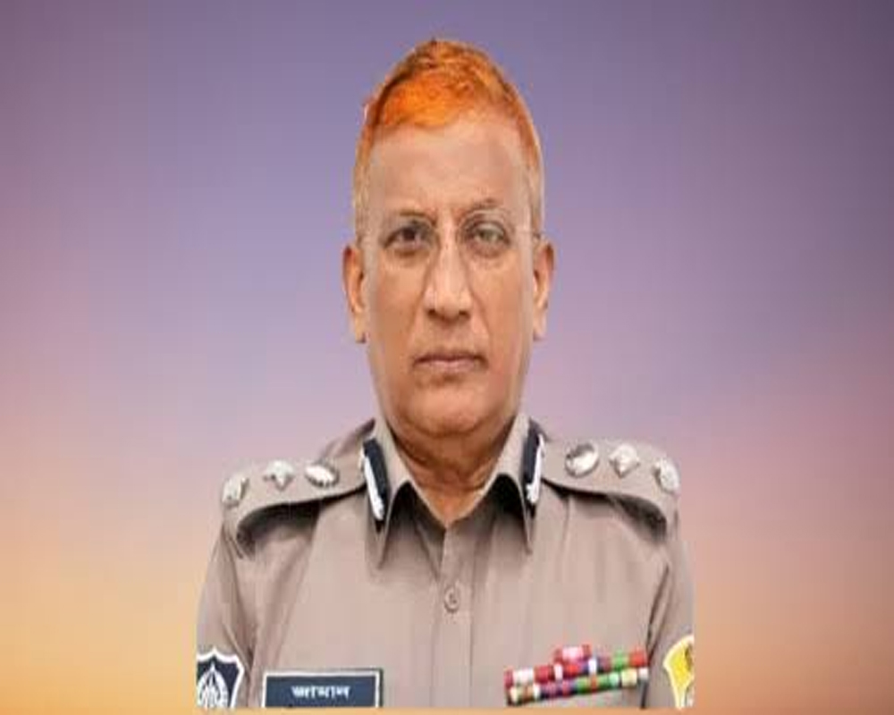 পুলিশের ইউনিফর্ম পরে আ.লীগের মনোনয়নপত্র জমা: অতিরিক্ত ডিআইজি মনিরুজ্জামানের বাধ্যতামূলক অবসর