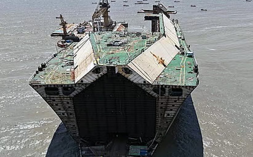 বিষাক্ত গ্যাসে ৯ শ্রমিকের মৃত্যু