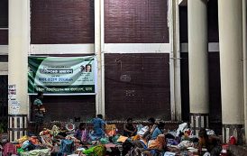 ক্যান্সারের চিকিৎসা নিতে এসে রাত কাটে খোলা আকাশের নিচে