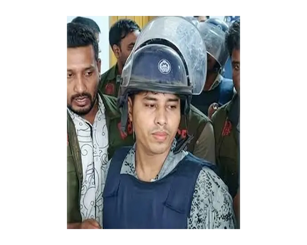 চাঁদাবাজির মামলায় শীর্ষ সন্ত্রাসী ডেভিড ইমনের ৫ দিনের রিমান্ড
