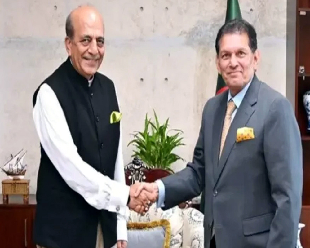 টানাপোড়েনের মধ্যে পররাষ্ট্রমন্ত্রীর সঙ্গে ভারতীয় হাইকমিশনারের বৈঠক