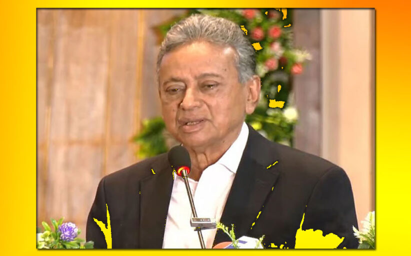বিশ্ব এগিয়ে যাচ্ছে, পিছিয়ে থাকলে চলবে না: আমির খসরু